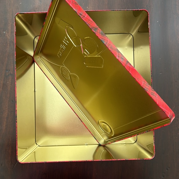 Large Empty Walkers Cookie Tin, Storage Canister for: Pantry Food Crafts & Toys - Picture 11 of 13